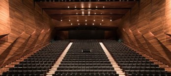 修道女アンジェリカとクレオパトラ