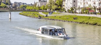 Recorrido por la ciudad en barco y Best of Mozart Fortress Concert