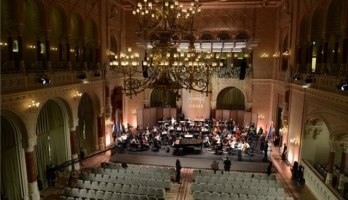 Pesti Vigadó Theater