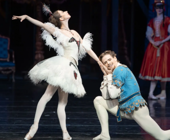 Иллюзии, Как Лебединое озеро Балет